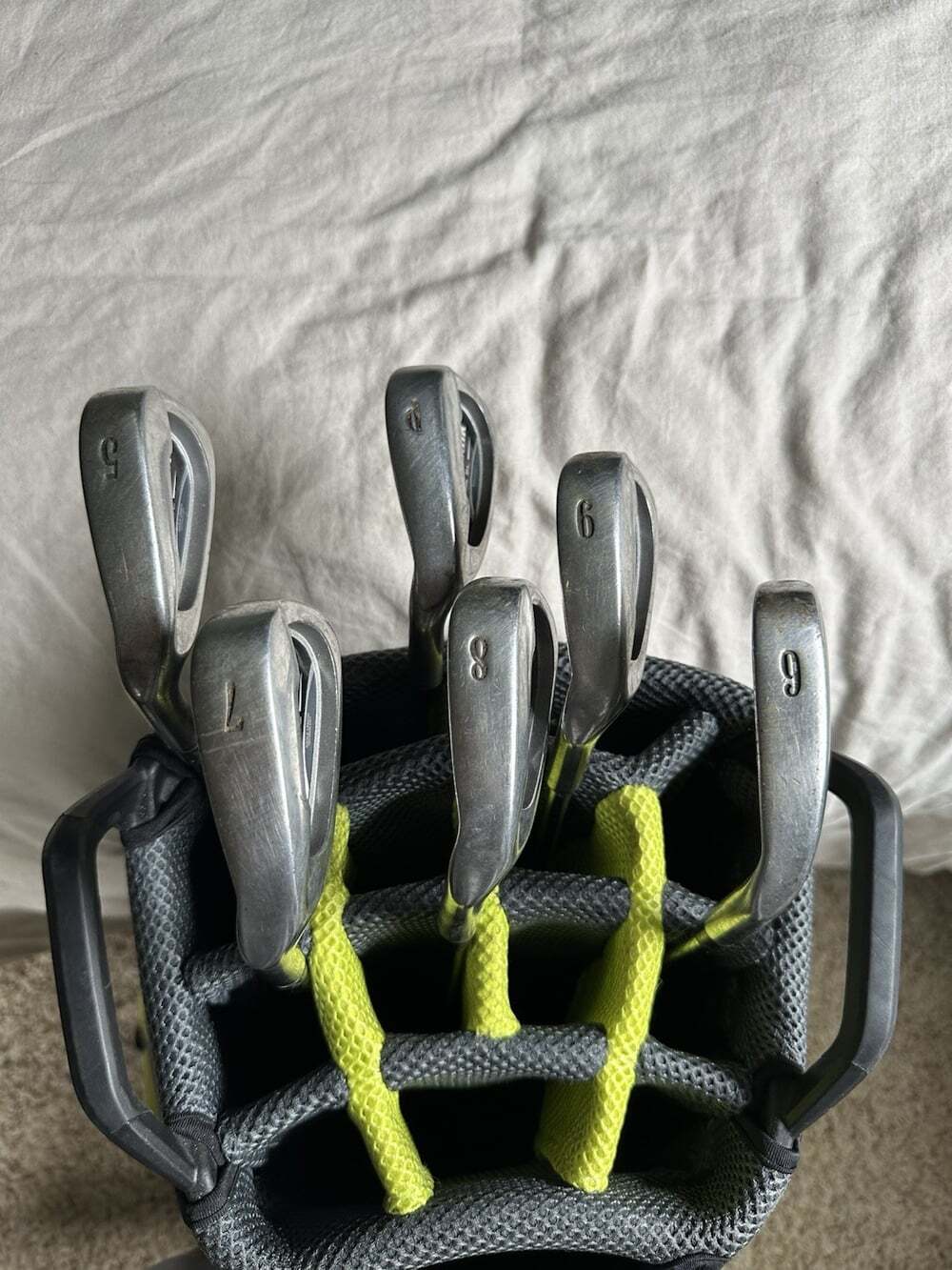 Titleist Golf Cart Bag with LH P-5 Pinhawk Irons 6 Clubs 14 Way Divider Zippers